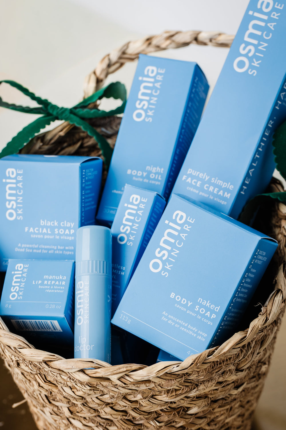 Natural Skincare Gift Sets & Accessories